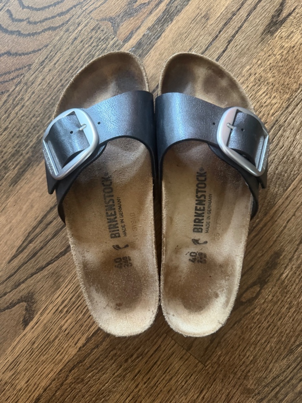 Madrid Big Buckle Sandal - size 40 - Picture 2 of 4